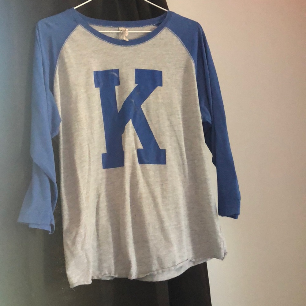 kentucky half sleeved top